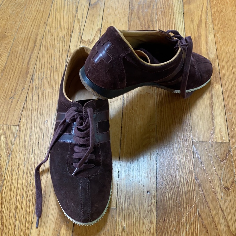 Bally women’s burgundy suede sneakers. Size 38